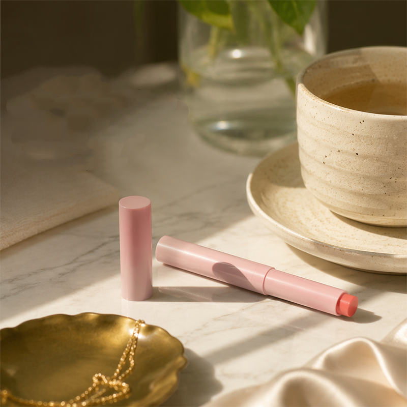 Long-Lasting Non-Sticky Solid Lip Gloss
